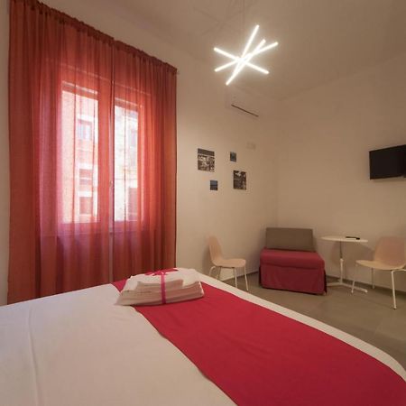 Bed and Breakfast La Cattedrale Dai Tetti Trani Exterior foto